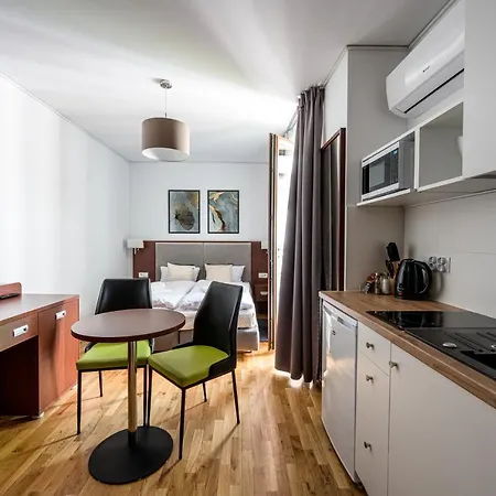 On/set Apartment *