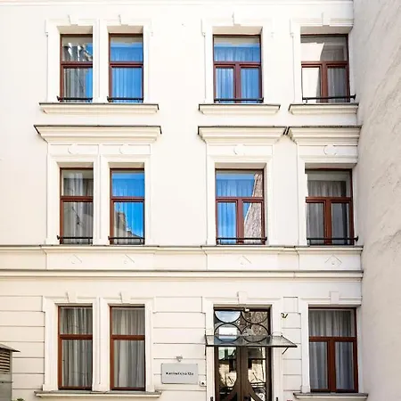 On/set Apartment *
