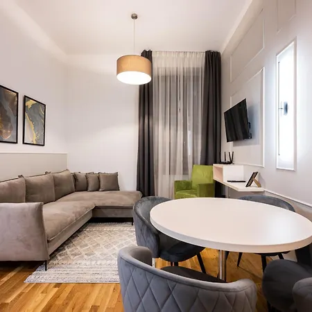 On/set Apartment *