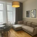 Apartman On/set