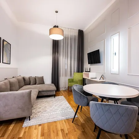 On/set كراكوفيا